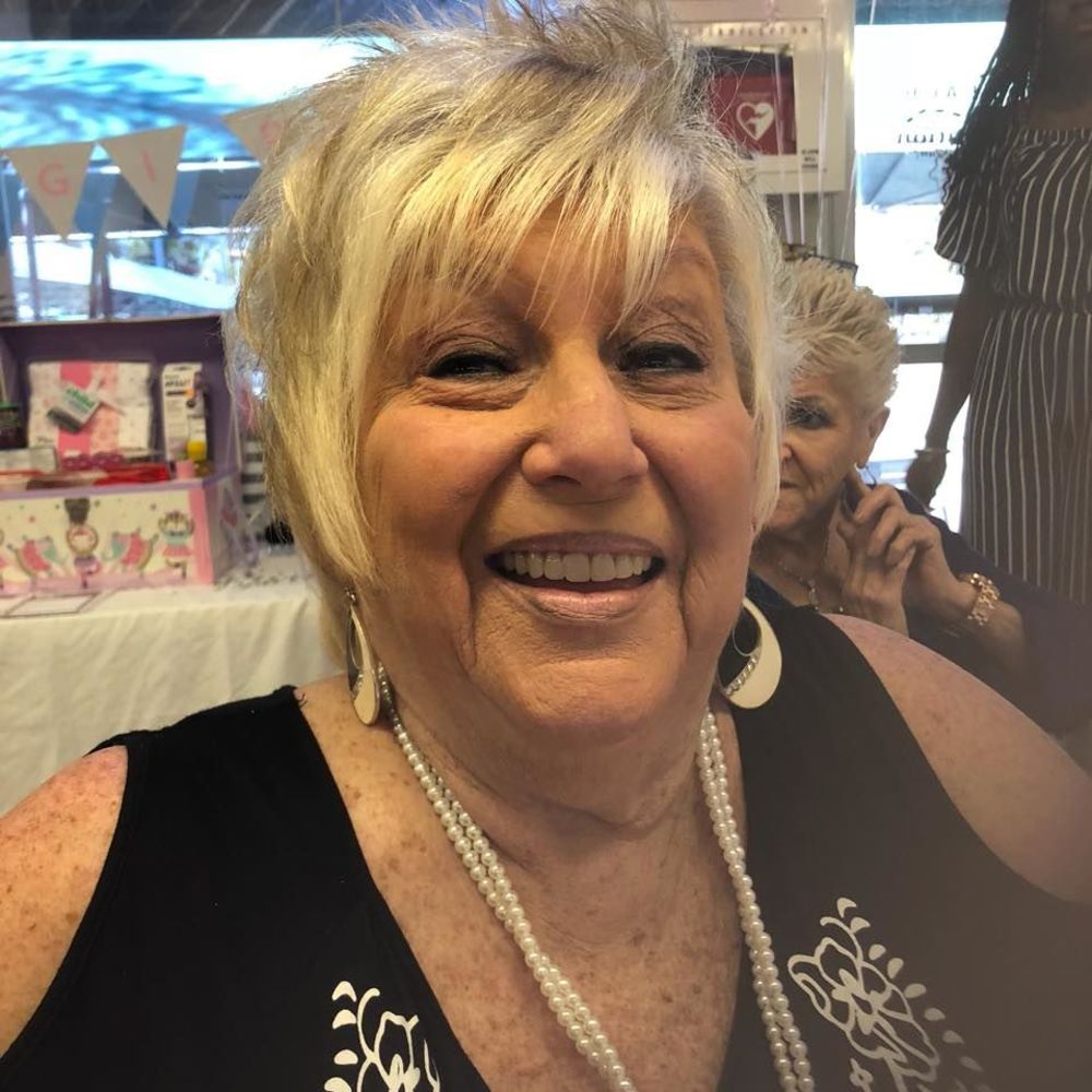 Meet your Posher, Sheila